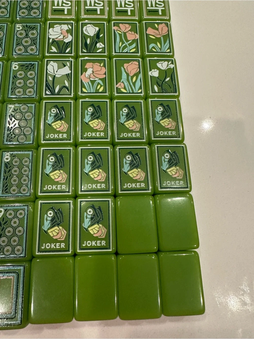 Green Mahjong Tile Set - Classic Home Game - Picture 4 of 10